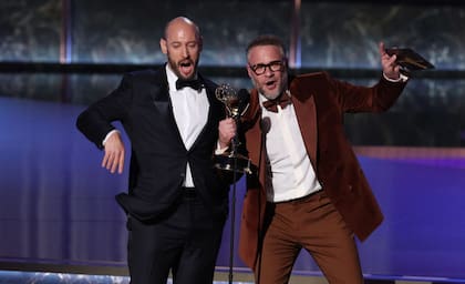 Seth Rogen y Evan Goldberg son los creadores de The Studio, la comedia de Apple TV+ que arrasó en los Emmy