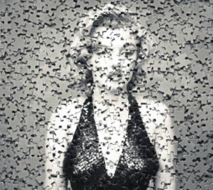 Marilyn, con piezas de rompecabezas