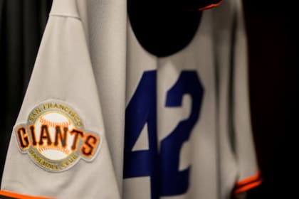 SF Gigantes reconoció a Robinson al igual que el resto de los equipos de la MLB