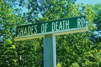 Shades of Death Road es conocida como la carretera más embrujada de Nueva Jersey (Wikipedia)