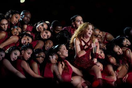 Shakira y Jennifer Lopez protagonizaron un show que se prolongó por 15 minutos