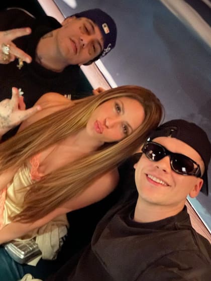 Shakira apareció junto a Bizarrap y Duki