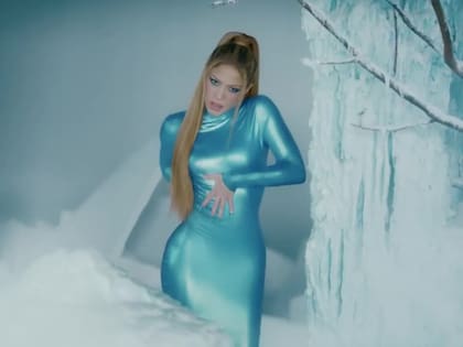 Shakira, en una escena del video de "TQG"