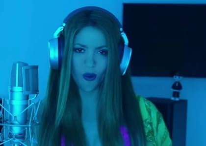 Shakira lanzó una serie de comparativas entre marcas de bajo costo y marcas de lujo