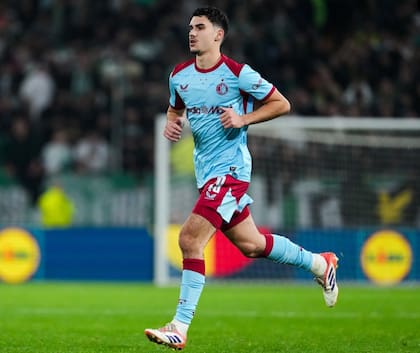 Shaqueele van Persie, futbolista de Feyenoord