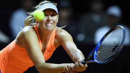 Sharapova cayó en semifinales de Stuttgart