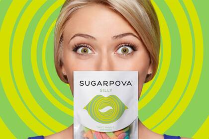 Sharapova en una publicidad gráfica para su marca de caramelos: Sugarpova