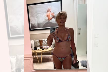 Sharon Stone compartió una osada foto con la que le dijo adiós al verano