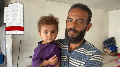 Shawkat vive con su esposa y sus siete hijos en el primer piso del edificio Skeik