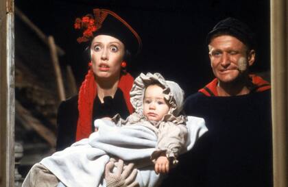 Shelley Duvall, Robin Williams y el pequeño Wesley Ivan Hurt (nieto de Robert Altman), en una escena de la película