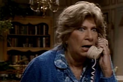 Sheridan alcanzó fama mundial como la chismosa señora Ochmonek en ALF