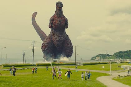 Shin Godzlla o Godzilla Resurge, fue la primera película de Godzilla en años. La dirige Hideaki Anno (Evangelion). Fue un taquillazo en Japón y se espera una secuela