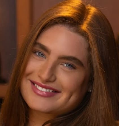 Shirah Benarde busca generar conciencia sobre los riesgos de no proteger la bebida cuando los y las jóvenes van de fiesta.