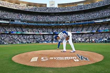 Shohei Ohtani regresa a las canchas para lanzar con Los Dodgers.