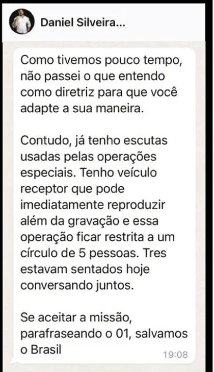"Si aceptas la misión, salvamos Brasil"