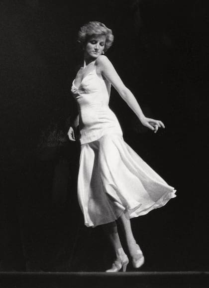 Si bien hoy su nombre brilla en el mundo del espectáculo, Diana siempre soñó con ser bailarina y hasta se animó a bailar en el Royal Opera House siendo princesa.