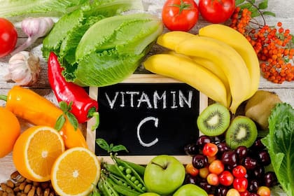 Si bien puede encontrarse en numerosas frutas, el perejil es una de las fuentes más ricas en esta vitamina