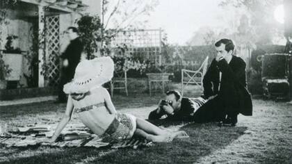 Si bien Vladimir Nabokov adaptó su propia novela, Kubrick no tuvo demasiado contacto con él durante el rodaje de Lolita