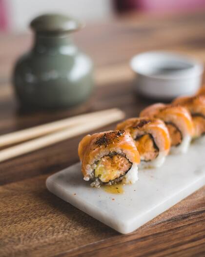 Si estás por la zona de Pilar, el sushi de Madison no falla.