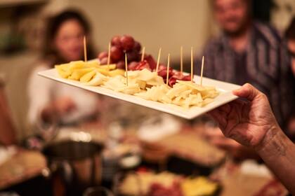 Si hay mucho fiambre, conviene optar por un tinto