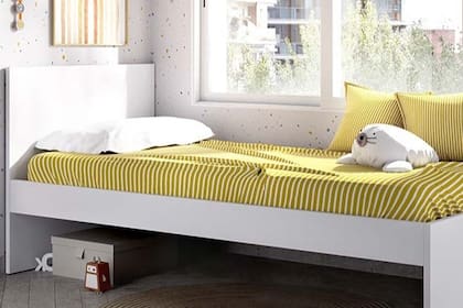 Si la cama no tiene otra debajo, entonces el espacio de guardado se multiplica al poder poner cajas y canastos