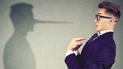 Si la pareja cambia repentinamente de itinerario, esto podría ser otra señal de infidelidad