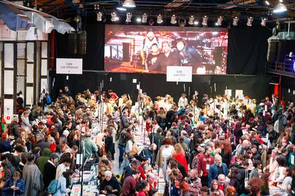 "Si lees, hay un libro para vos", invita la Feria de Editores, que lleva su tercera edición en el Complejo Art Media de Chacarita