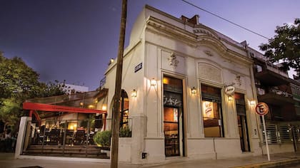 Si lo que estás buscando es una cita bien gourmet, La Republiqueta de Acracia cumple con creces