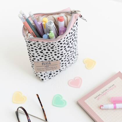 Si lo tuyo es la creación artística, ALOT es el lugar para stockearte de nuevos materiales.