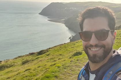 "...si no entrás en esa dinámica y organizás tus fines de semana, salidas, lo más probable es que no encuentres a nadie libre para algo de una semana para la otra”.