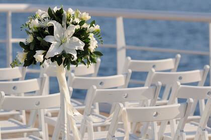 Si te casas en un crucero el viaje de los invitados se lo pagan ellos