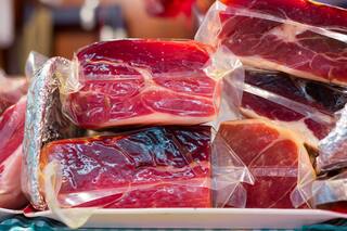 Traficantes de comida: los trucos de los chefs para “contrabandear” ingredientes