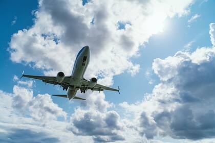 Si un recibe la cancelación de su vuelo puede hacer un reclamo a la línea aérea