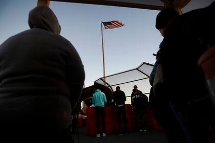 Si un migrante cruza la frontera de EE.UU. de forma ilegal, no podrá solicitar asilo en el país norteamericano