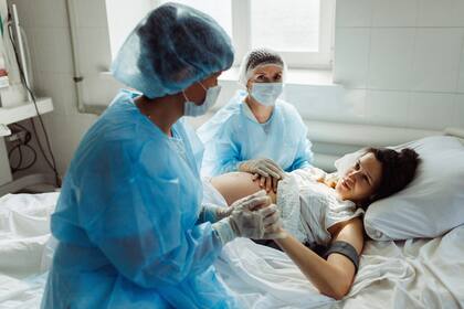 "Si uno plantea los beneficios del nacimiento por parto vaginal tanto para el bebé como para la mamá, la mujer posiblemente cambie de opinión"