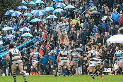 La fiesta del rugby de San Isidro terminó con una larga celebración del SIC en el estadio de su archirrival.