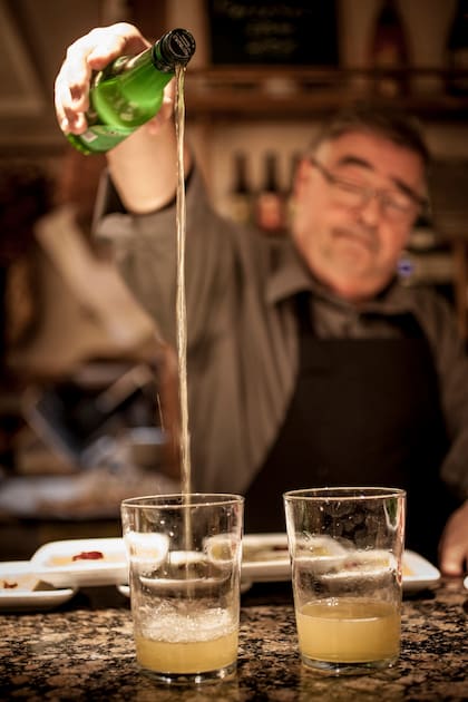 Sidra en Ganbara, bar del centro histórico.