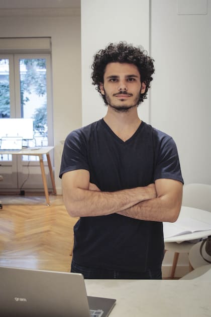 Sielecki es Licenciado en Administración de Empresas y emprendedor.