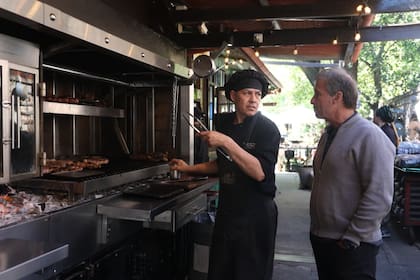 “Siempre consideré que la gastronomía tiene que ir de la mano de una gran experiencia y este patio de La Boca genera una vivencia muy particular que no se consigue en otro barrio”, cuenta Fulvio