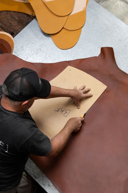 “Siempre estamos perfeccionando la silla, trabajando junto a nuestros maestros artesanos para mejorarla continuamente", contó Palermo.