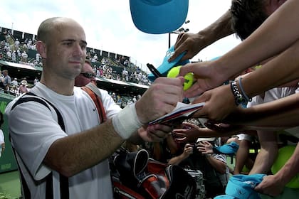 Siempre ídolo: desde joven, Agassi se convirtió en una atracción para los fanáticos del tenis