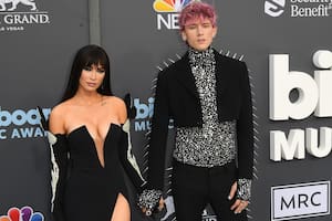 Megan Fox y Machine Gun Kelly enfrentan sus primeros rumores de ruptura con mucho estilo