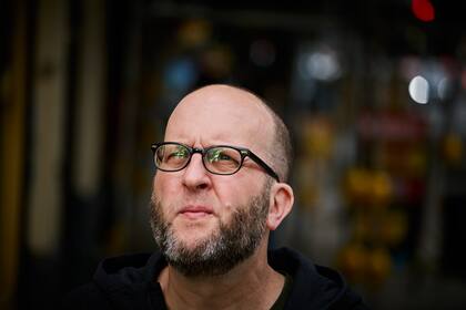 "Siempre pensé que era algo frívolo de mi parte, pero me fascinan los autores, las autoras como si fueran estrellas de rock", dice Hax