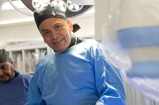 Su bisabuelo hospedó a San Martín, el abuelo fue ministro de Perón y él atendió a Maradona