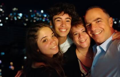 “Siento que pude encontrar el camino y a los 52 años puedo decir que para mí es como si tuviera 25 por el empuje, las ganas y las fuerzas que tengo en el día a día".