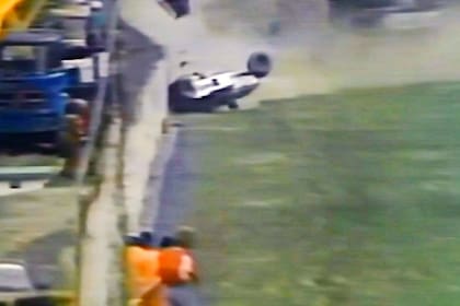 Siete años antes del accidentes que provocó la muerte de Ayrton Senna, su compatriota Nelson Piquet, también con Williams, protagonizó en la curva de Tamburello un estremecedor choque contra el muro