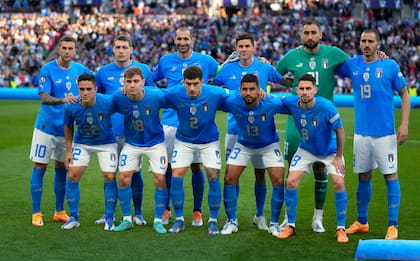 Siete de los 17 futbolistas con mayor cotización del planeta que no estarán en Qatar son italianos