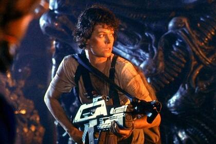 Sigourney Weaver en Aliens, la segunda aparición en el cine de Ellen Ripley