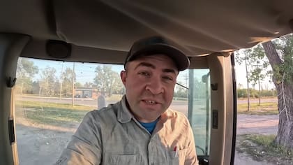 Silas Manche es un youtuber conocido por sus videos sobre restauración de vehículos y exploraciones urbanas