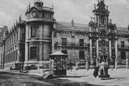 Andrés de Proaza fue discípulo de un reconocido cirujano español que abrió en Valladolid la primera cátedra de anatomía del país